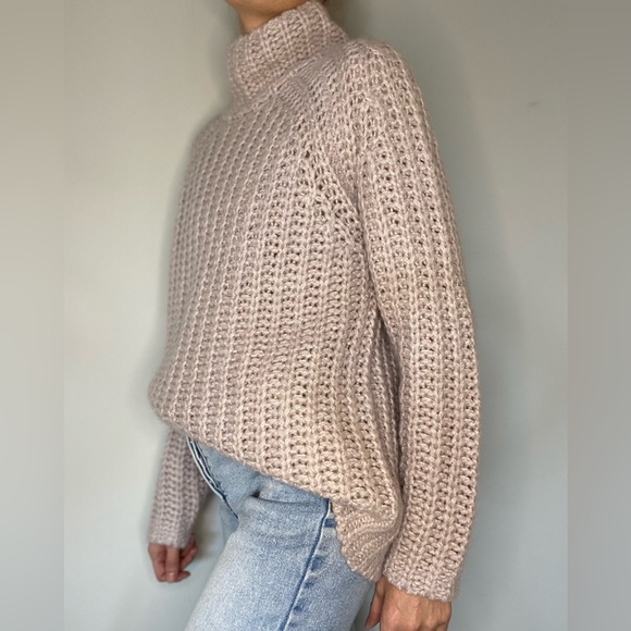 Womens En Thread Dusty lilac/rose chunky knit size small sweater. - Picture 2 of 6